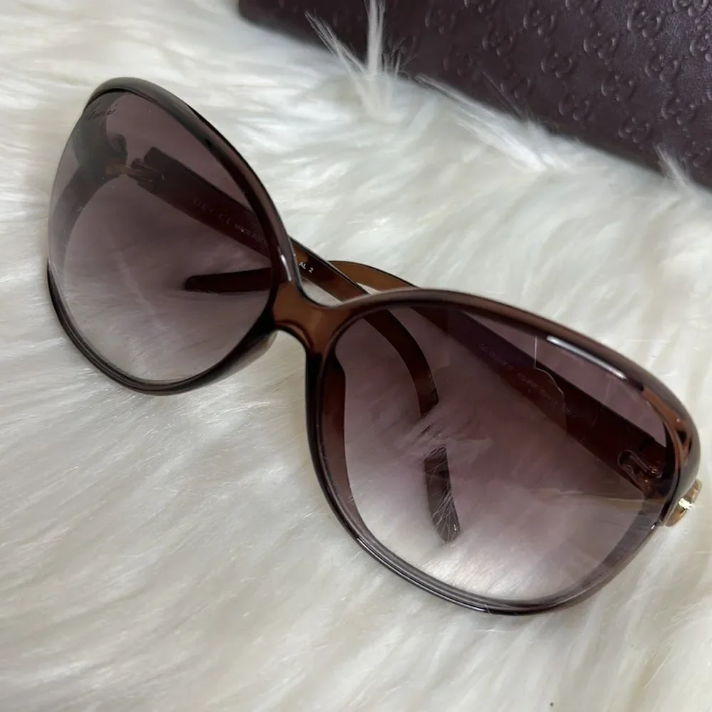 💯Authentic Gucci sunglasses-with box🍀